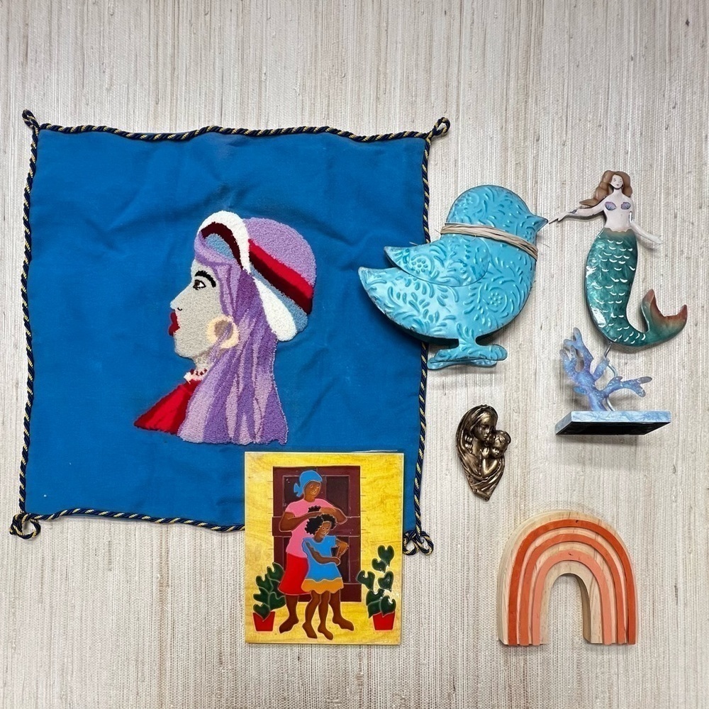 TABLEAU… I Am WOMEN  6 Hand Chosen OBJECTS